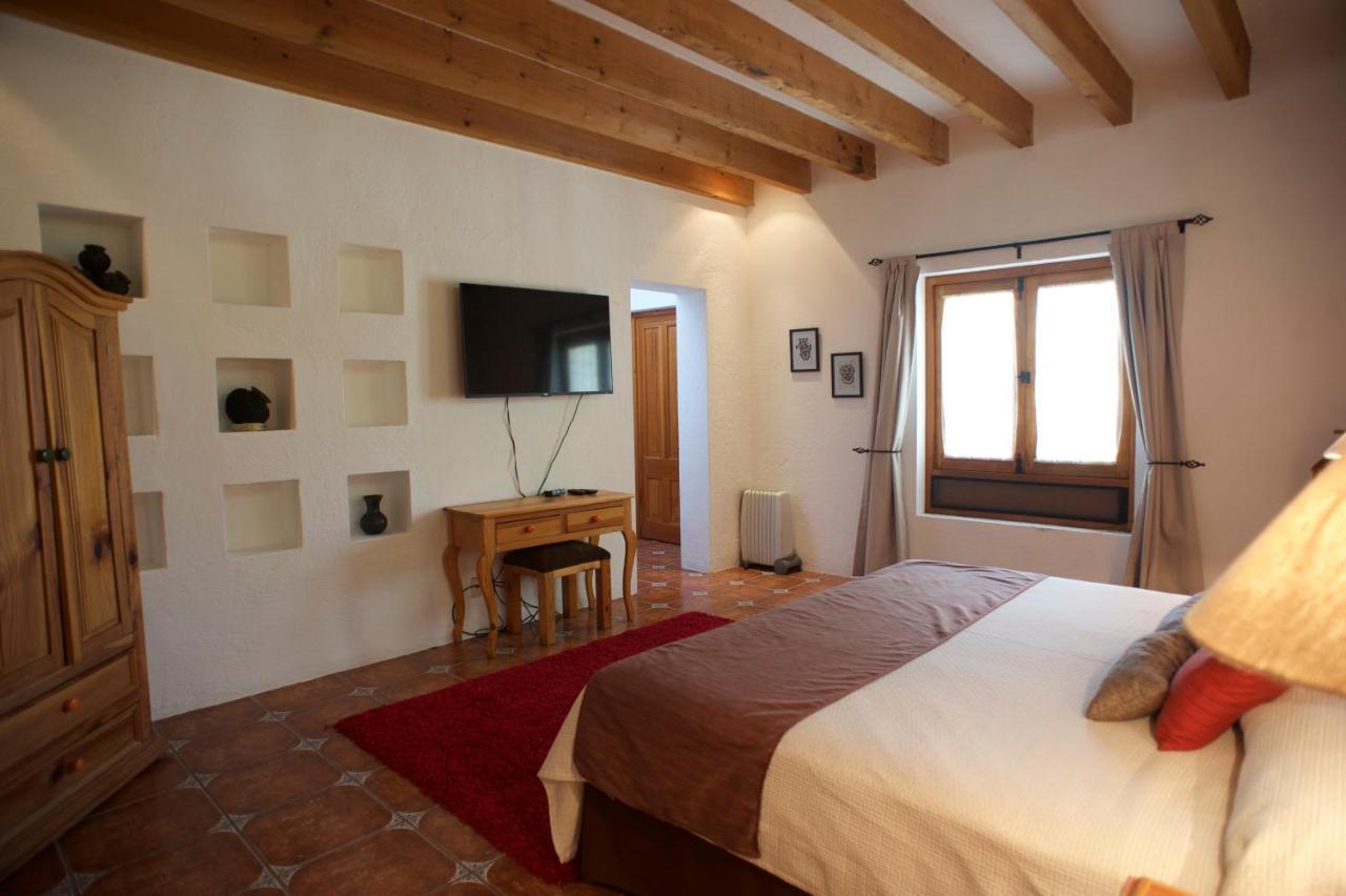 La Casona De Los Colibries El Pueblito  Exteriör bild