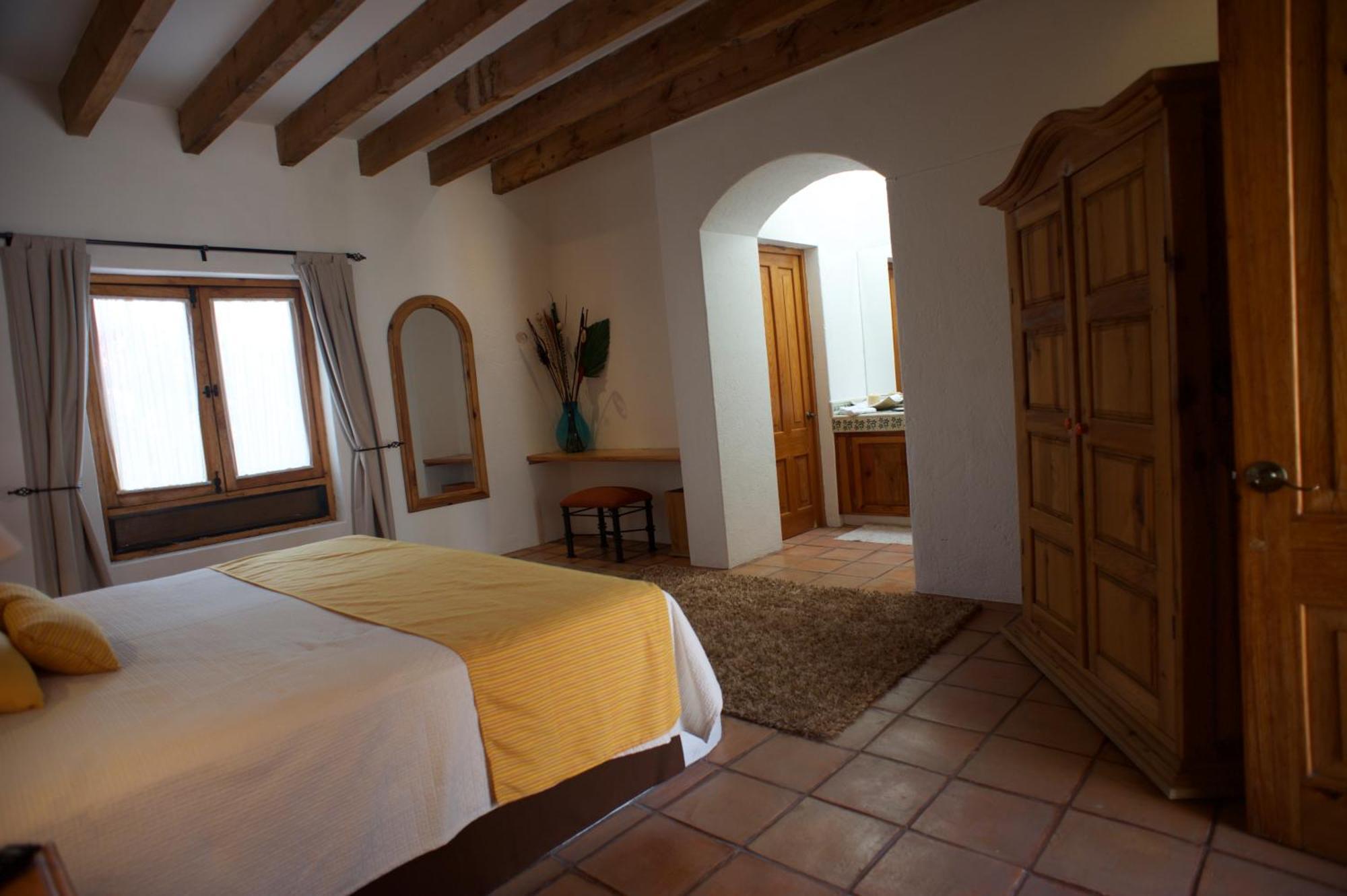 La Casona De Los Colibries El Pueblito  Rum bild